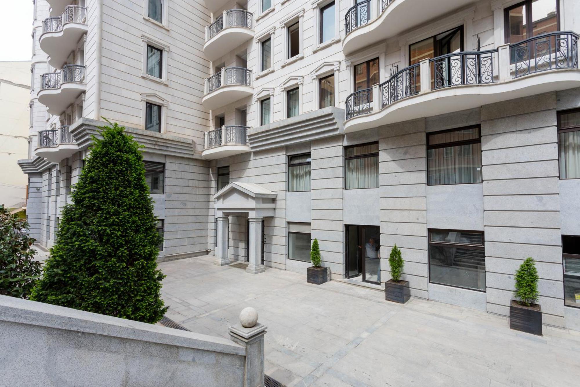 City Luxury Apartment L Tbilisi Exterior photo